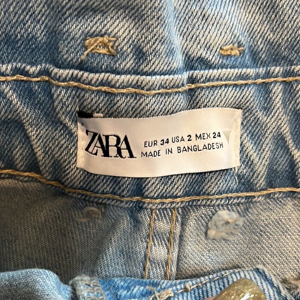 Zara Pleated Paper Bag Cuffed Jean Shorts, 2! - Picture 6 of 6